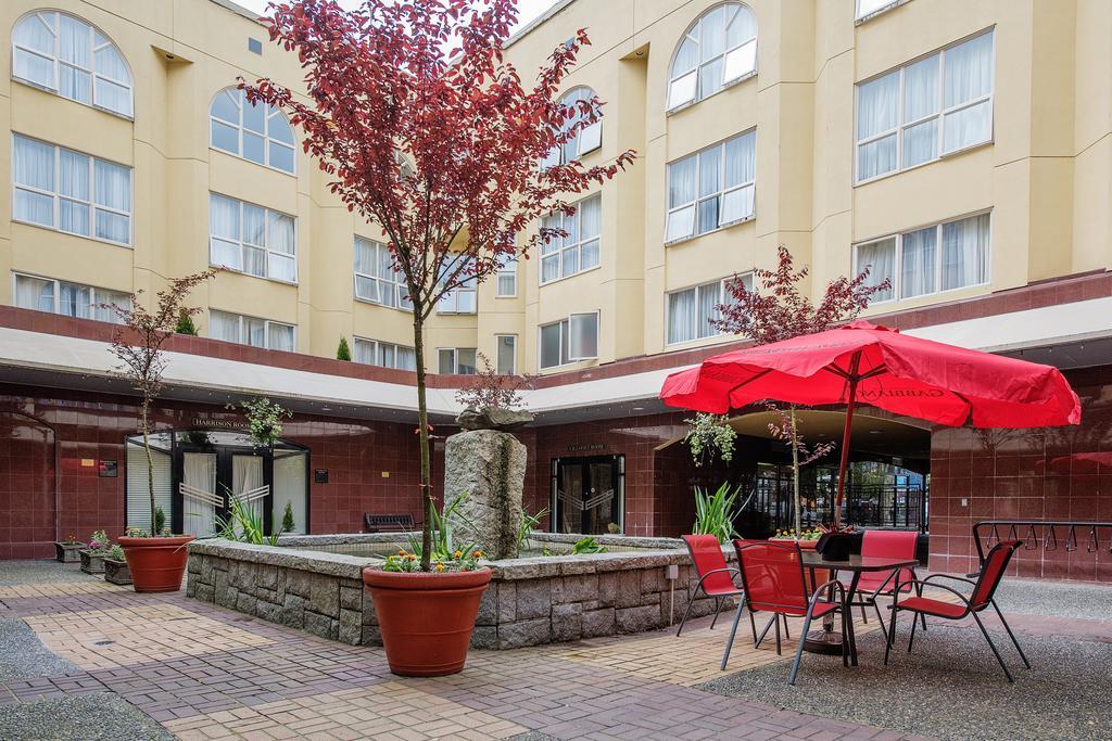 Harrison Lake Hotel Harrison Hot Springs Bagian luar foto