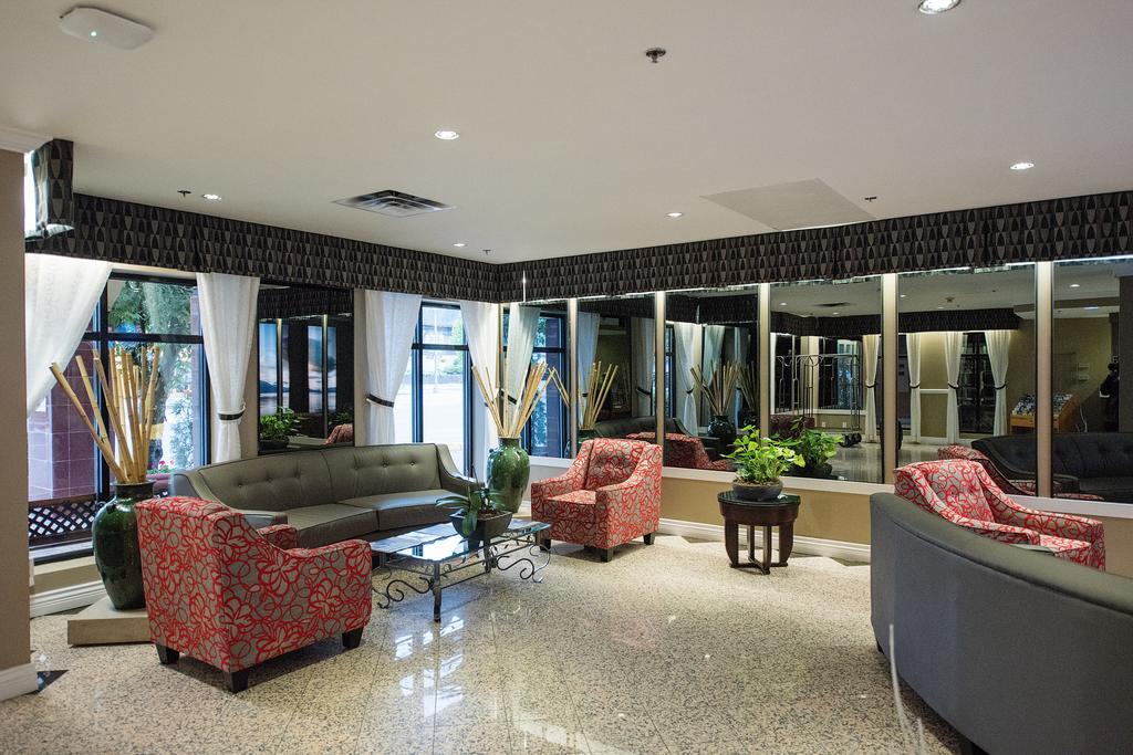 Harrison Lake Hotel Harrison Hot Springs Bagian luar foto