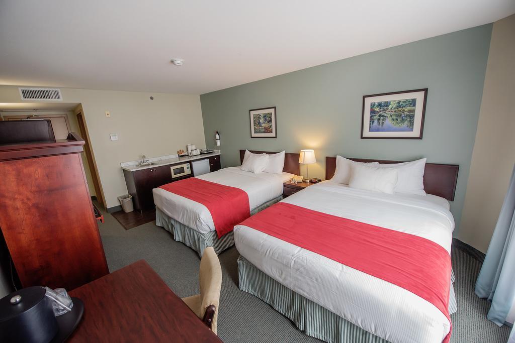 Harrison Lake Hotel Harrison Hot Springs Bagian luar foto