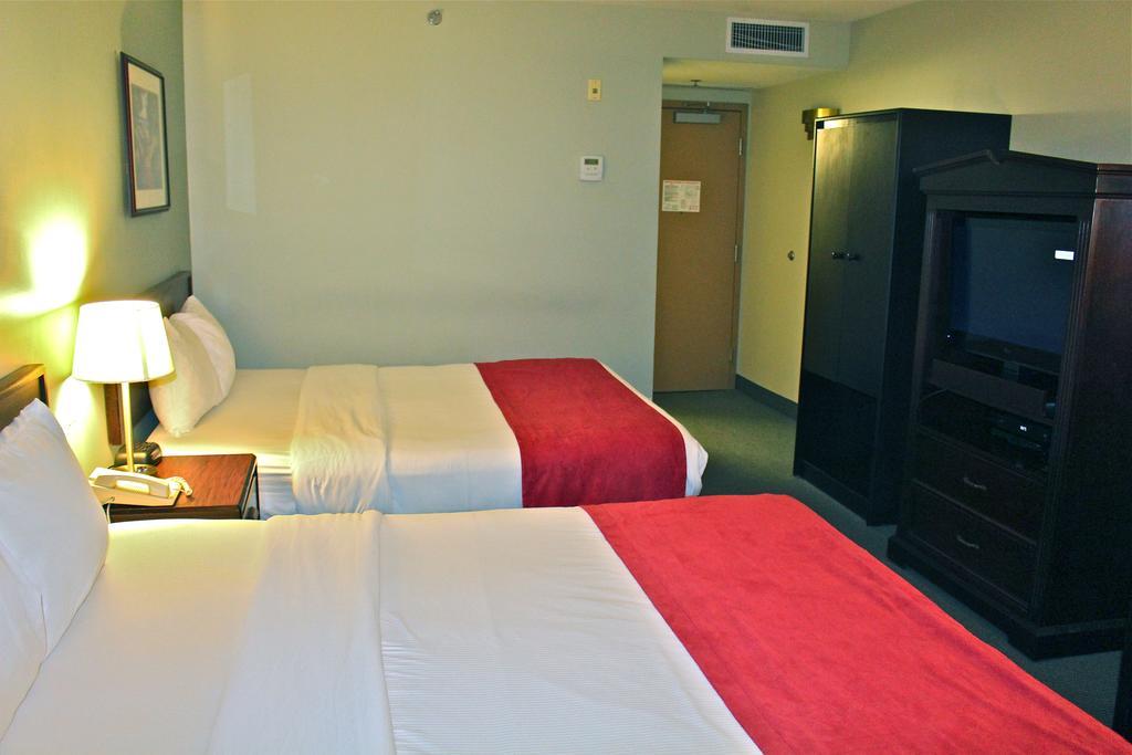 Harrison Lake Hotel Harrison Hot Springs Bagian luar foto