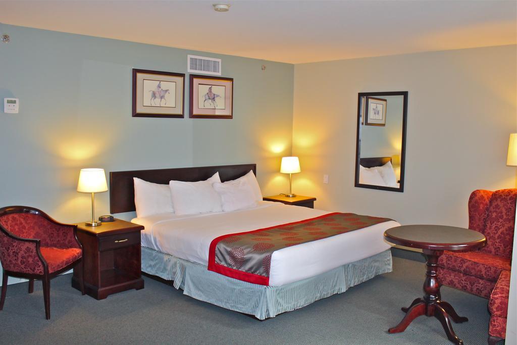 Harrison Lake Hotel Harrison Hot Springs Bagian luar foto